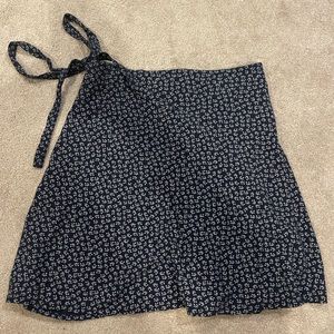 brandy melville wrap skirt